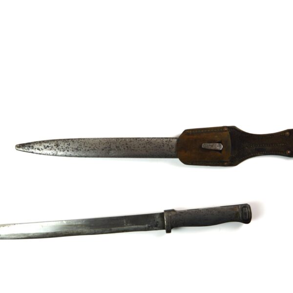 Imperial German Gewehr 71/84 Ersatz EB25 Variant Bayonet in Scabbard with Frog - Image 6