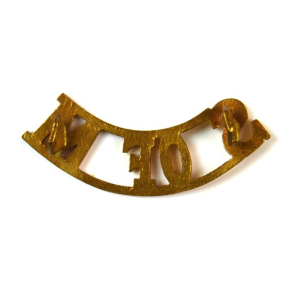School of Musketry (S OF M) (Pre-1919 Pattern) Brass Shoulder Title - Image 2