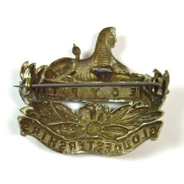 Gloucestershire Regiment Broached Cap Badge - Image 2