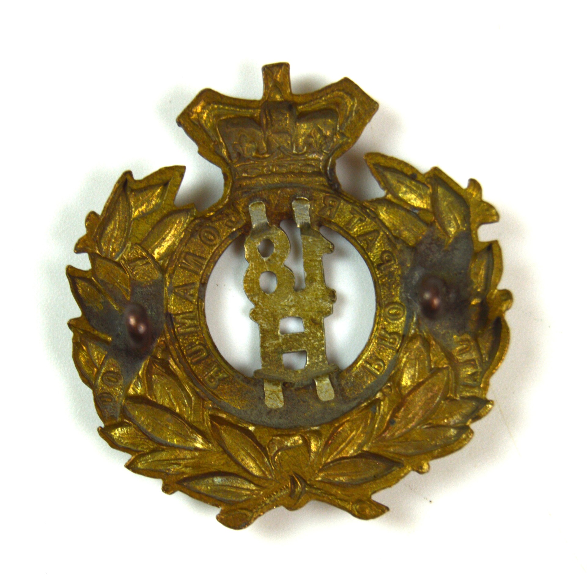 18th Hussars (1898-1902 pattern) Cap Badge, Original - Image 2
