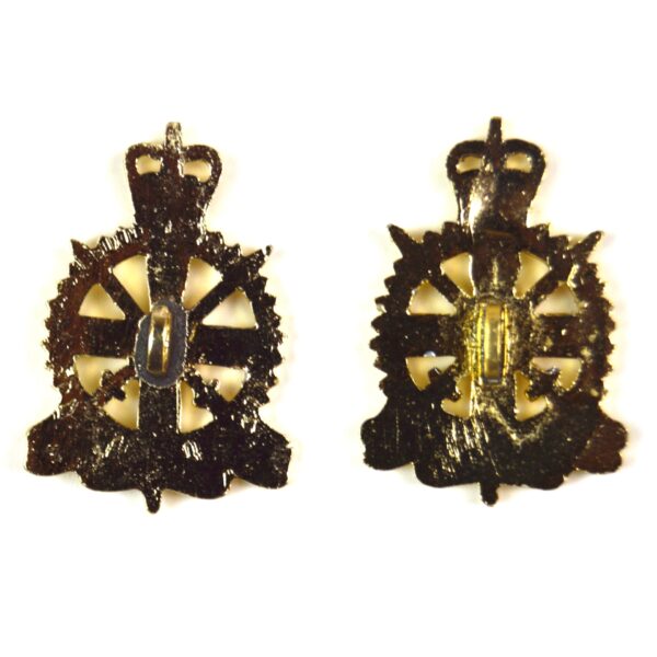 Army Apprentices School Anodised Collar Badges, Queen's Crown, Pair - Image 2