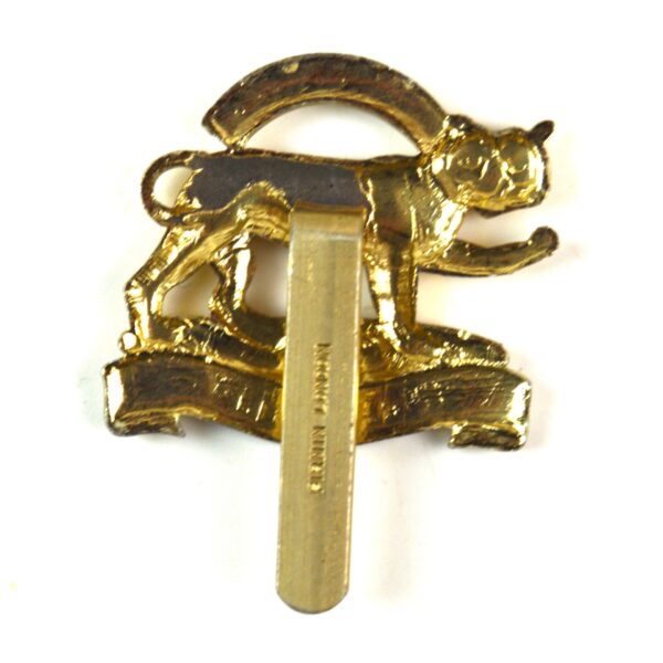 Royal Leicestershire Regiment (1946-1964 Pattern) Anodised Beret Badge - Image 2