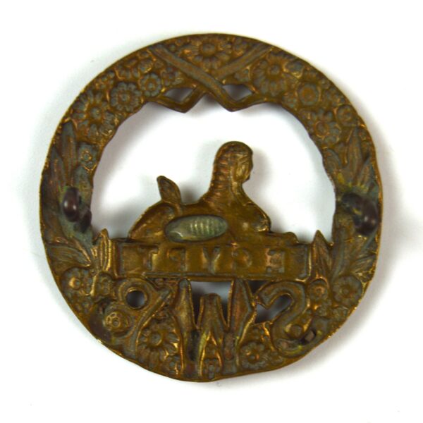 Early Manufacture South Wales Borderers Cap Badge, Original - Image 2