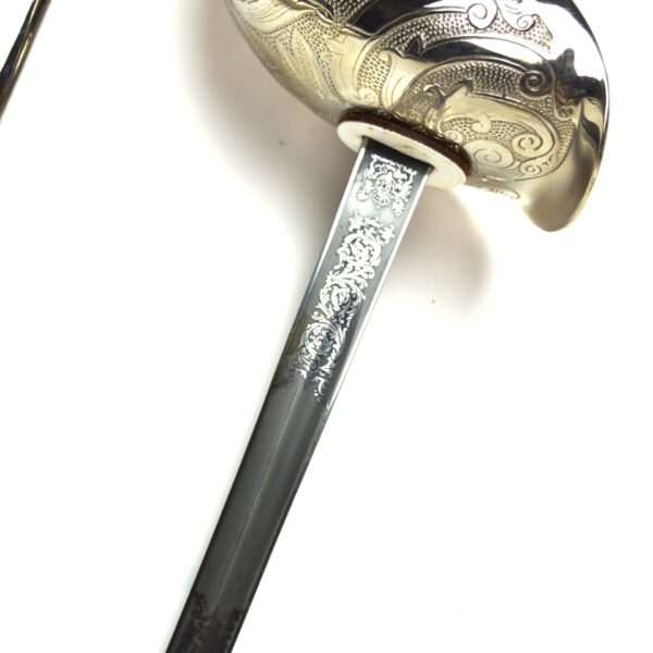 British 1912 Pattern Cavalry Sword and Scabbard (ERII) - Image 8