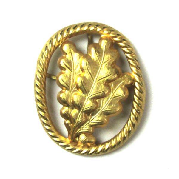 German Bundeswehr (1st Type) Jaeger Beret Badge