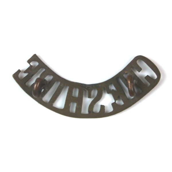 Cheshire Regiment (1902-c.1960 Pattern, CHESHIRE) Brass Shoulder Title - Image 2