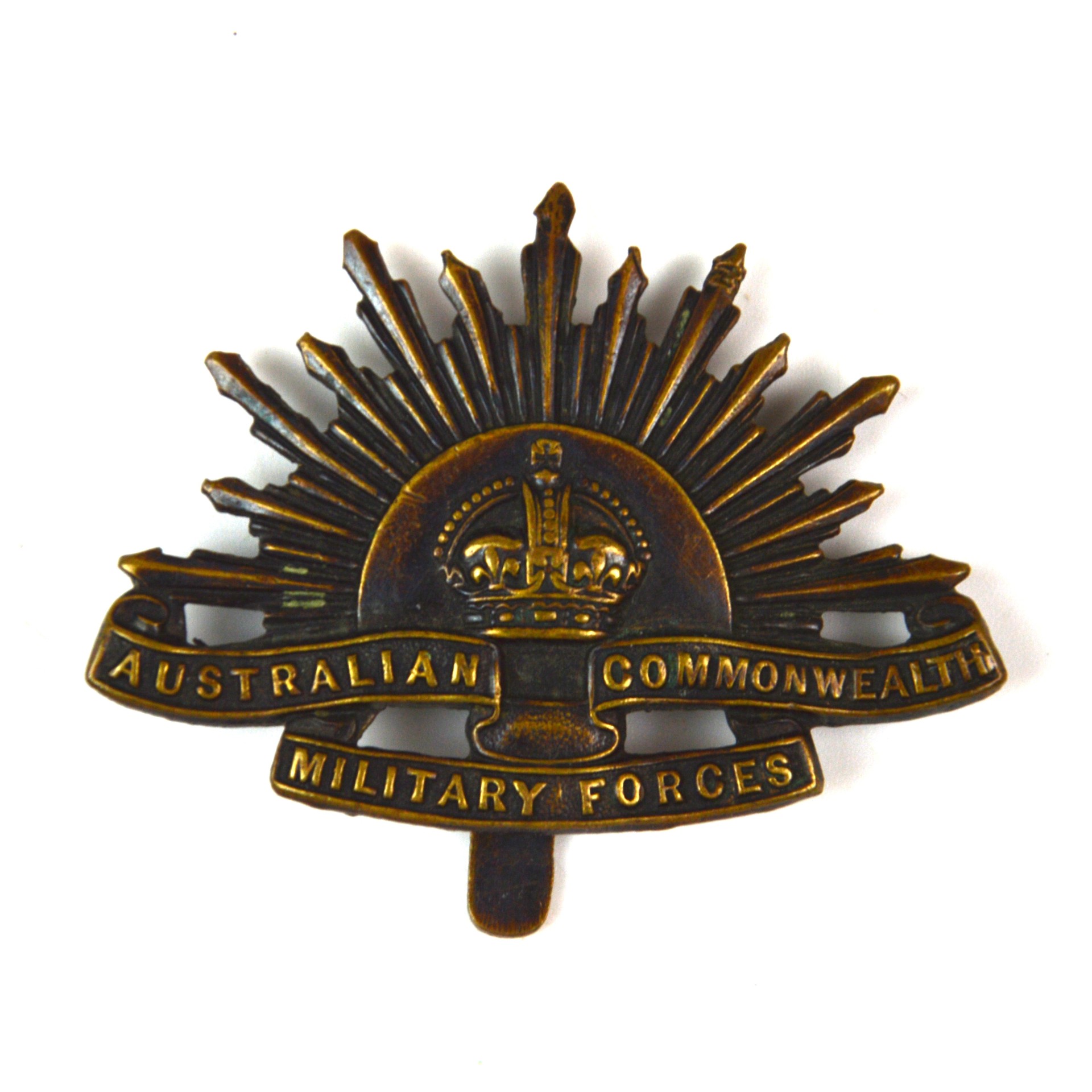 Australian Commonwealth Military Forces (1904-1949 Pattern) Cap Badge, J W Tiptaft & Son Ltd, Birmingham