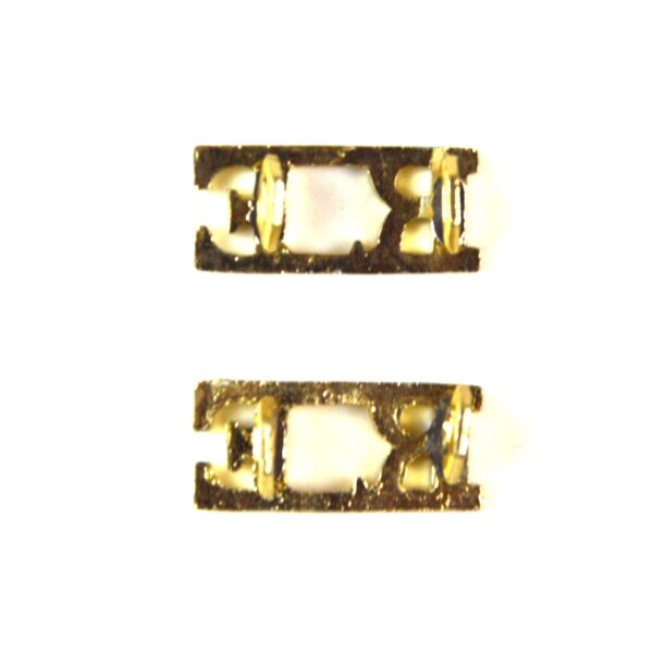 Royal Engineers (RE) Anodised Shoulder Title, Pair - Image 2