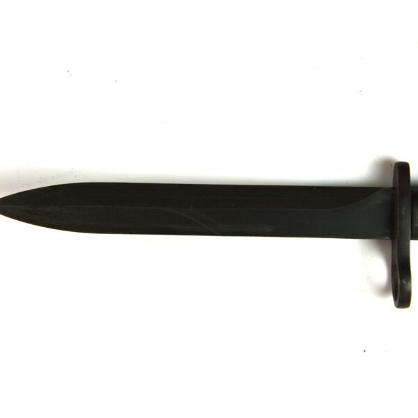 South African S1 Uzi Bayonet in Plastic Scabbard and Frog - Image 6