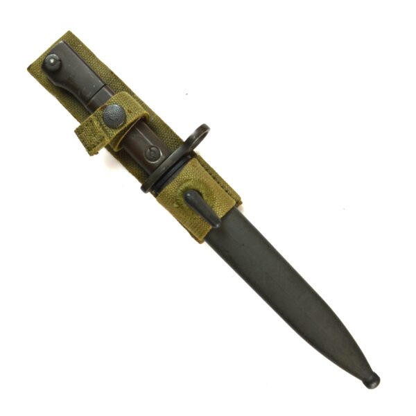 South African S1 Uzi Bayonet in Plastic Scabbard and Frog - Image 3