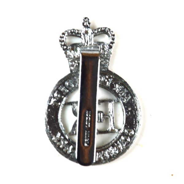 Air Force Department Constabulary (AFDC) (1964-1971 Pattern) Cap Badge - Image 2