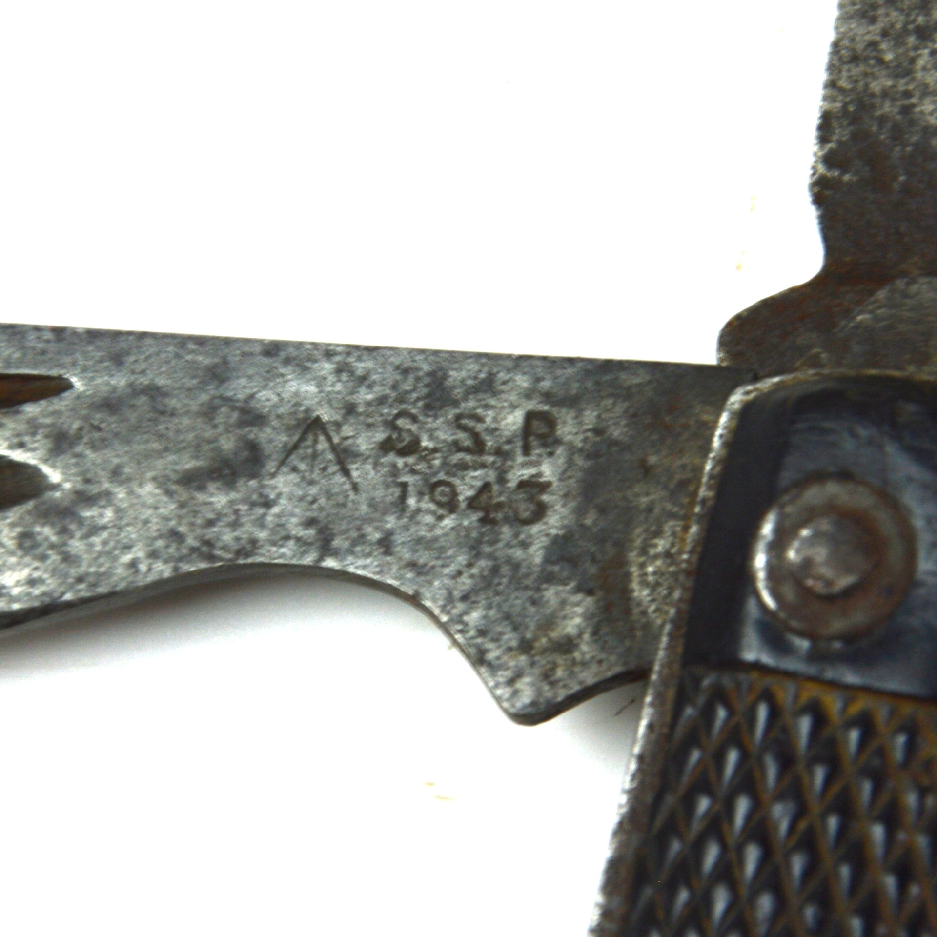 British WWII Army Jack Knife, Manufactured by Sheffield Steel Products, Dated 1943 - Image 3