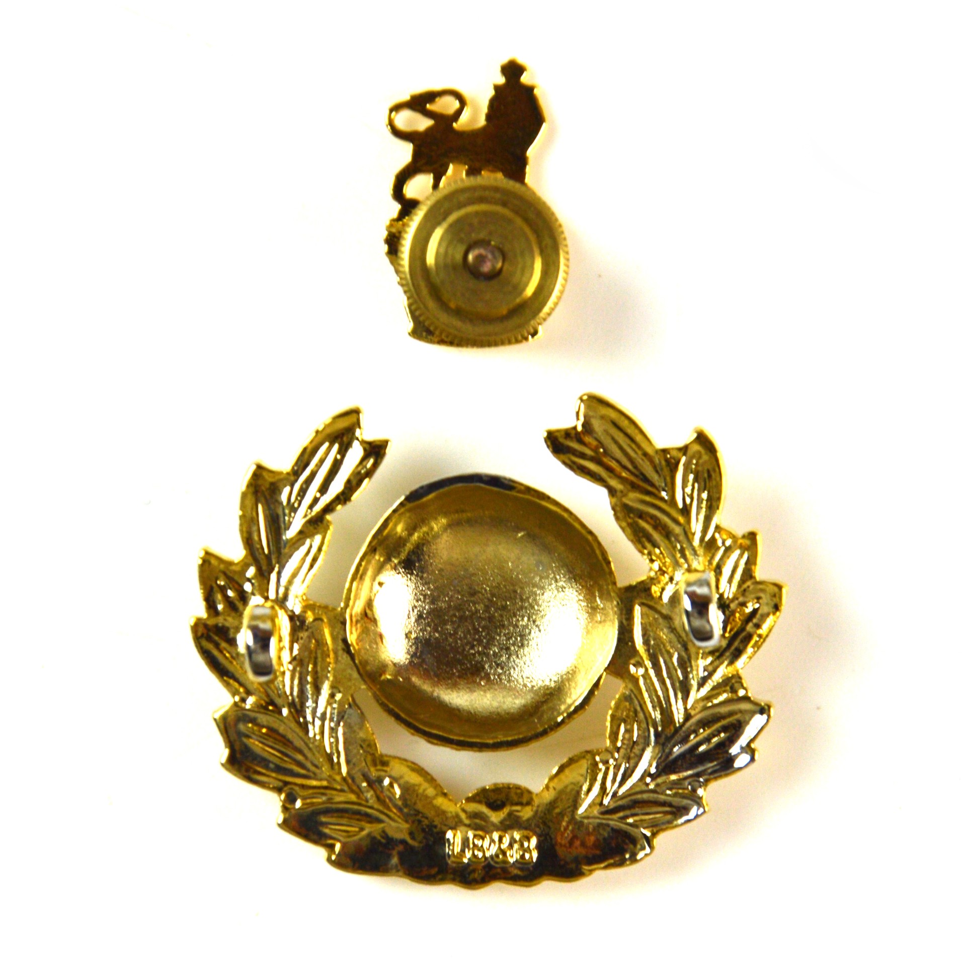 Royal Marines (1953-2022 Pattern) Bimetal Officer's 2-Part Cap Badge, Queen's Crown - Image 2