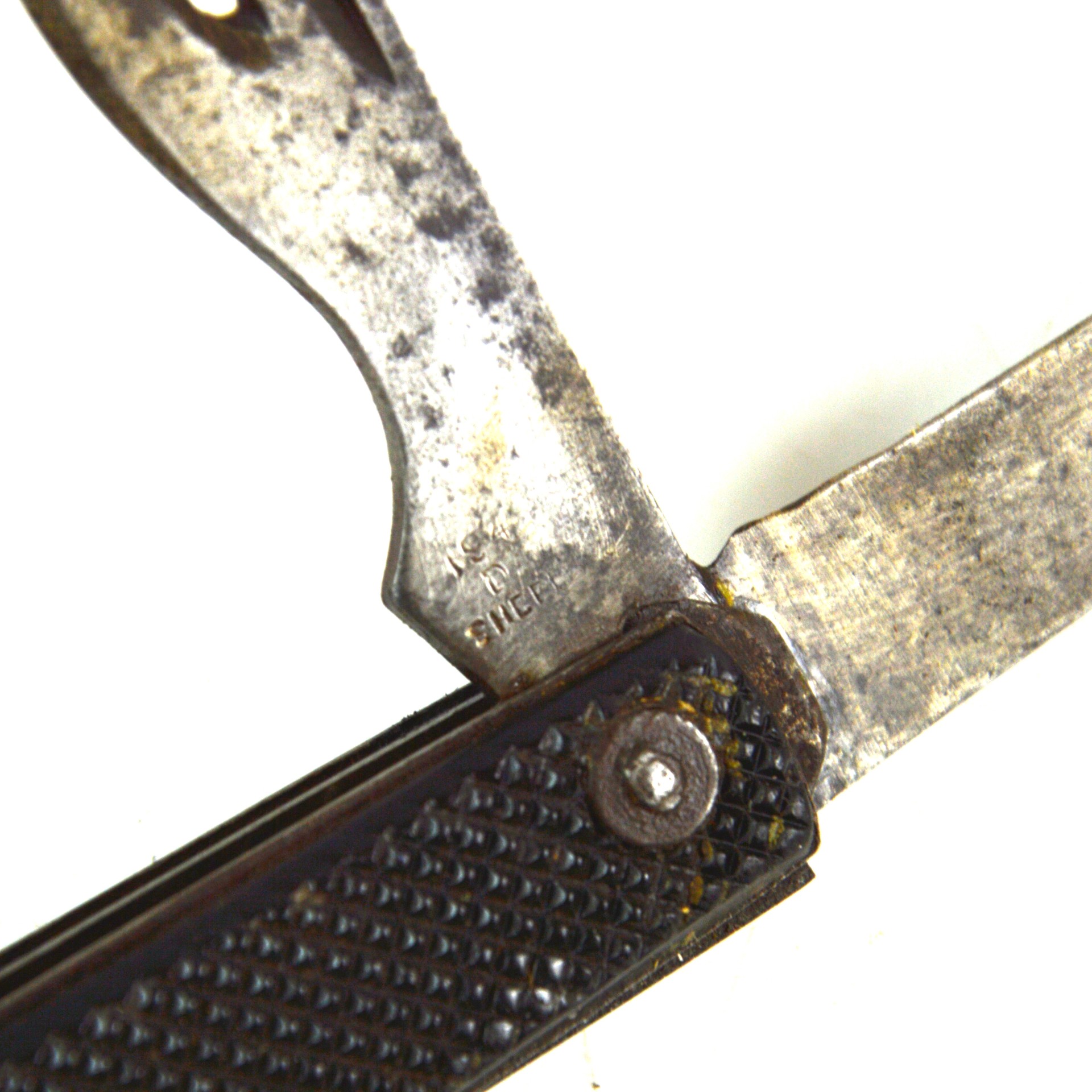 British WWII-Era Army Clasp Jack Knife, Manufactured in Sheffield, England - Image 2