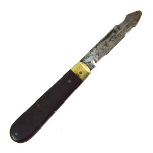 British Army Issue Electrician's Pocket Knife, Manufactured by A Wright & Son, Sheffield, Dated 1980