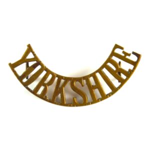 King's Own Yorkshire Light Infantry (YORKSHIRE) Brass Shoulder Title (1887-1921 Pattern)