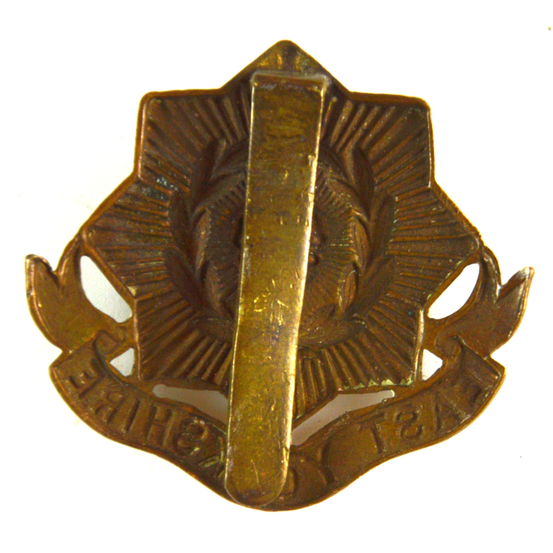 East Yorkshire Regiment Cap Badge (1881-1958 Pattern) - Original - Image 2