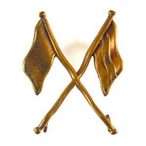 Telegraphist and Signallers (Crossed Flags) Brass Trade Qualification Badge - Original