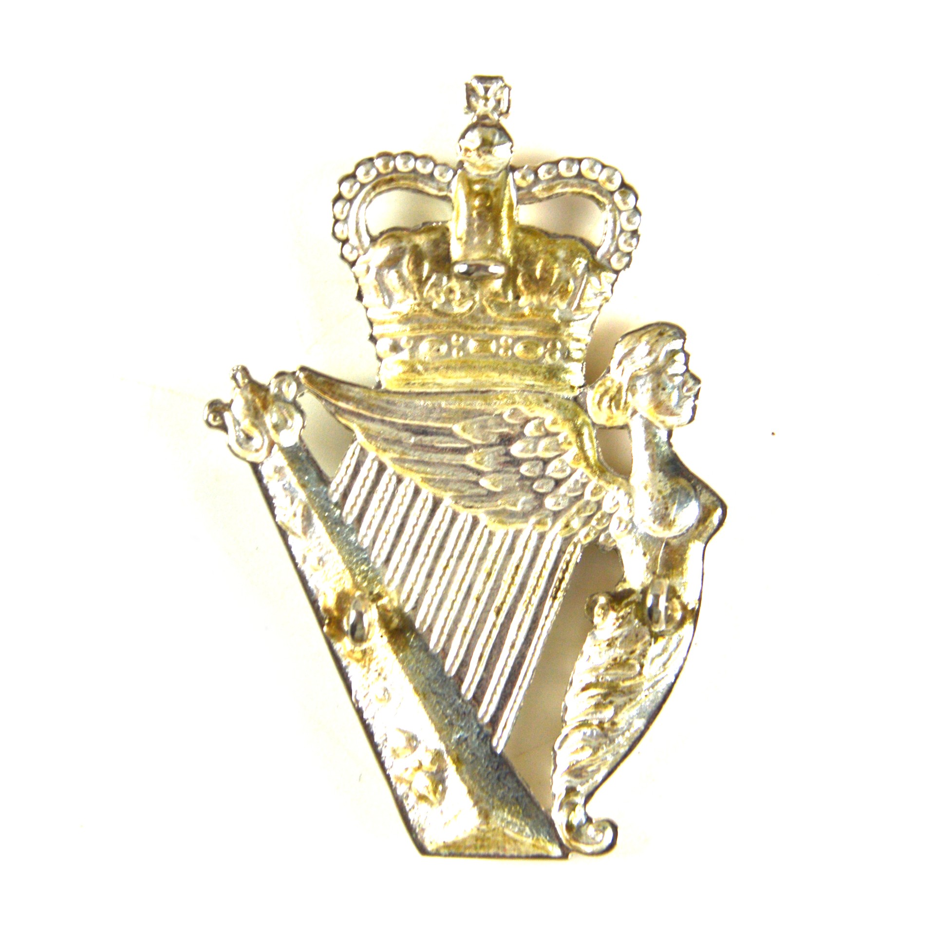 Royal Irish Regiment (RIR) Silver-Plate Piper Caubeen Cap Badge (1992-2007 Pattern) - Image 2