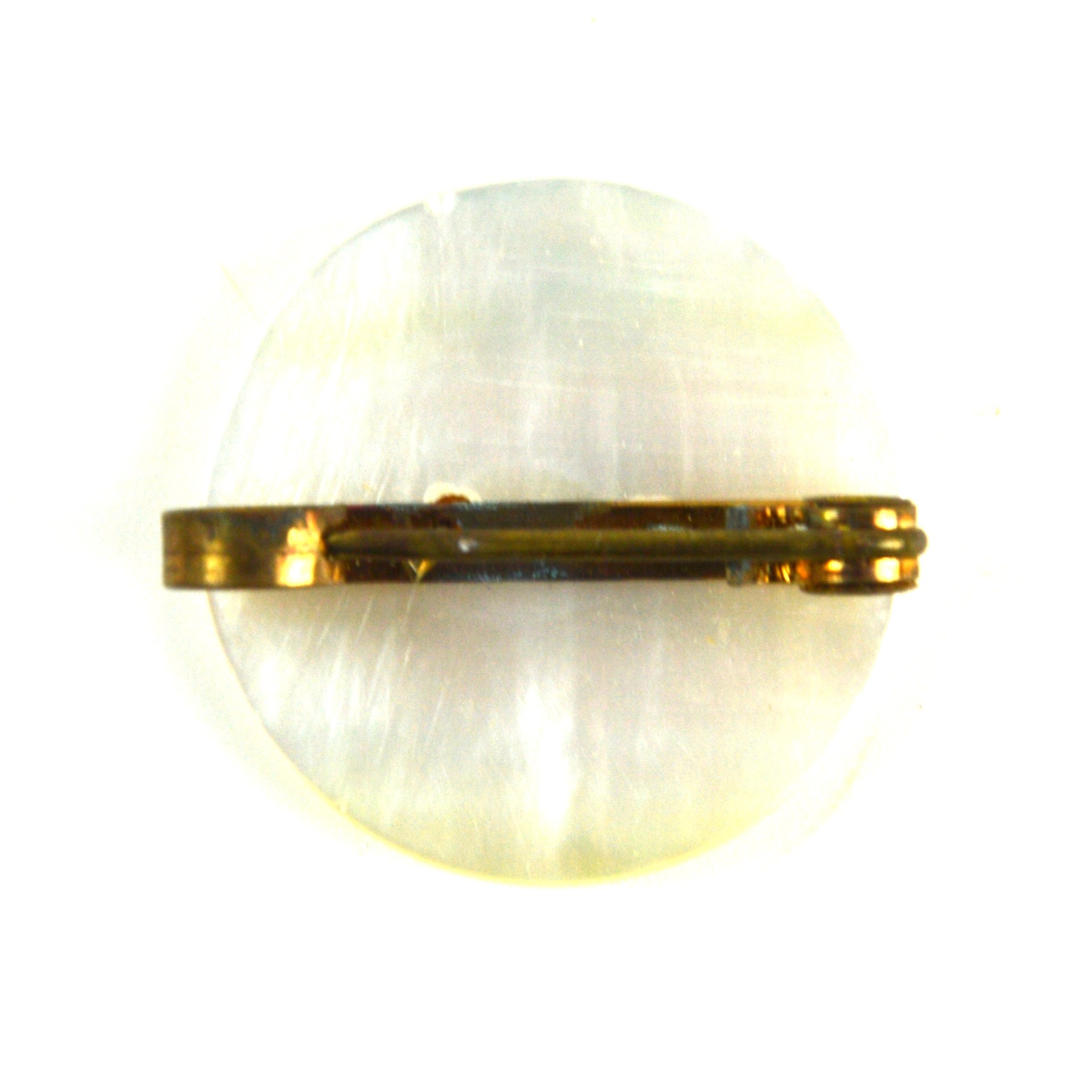 South Wales Borderers Mother-of-Pearl Sweetheart Brooch - Image 2