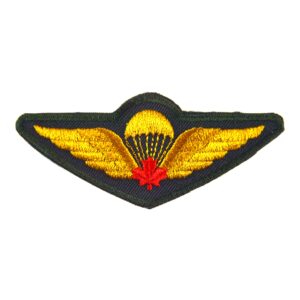 Canadian Operational Embroidered Parachute Wings - Red Maple Leaf