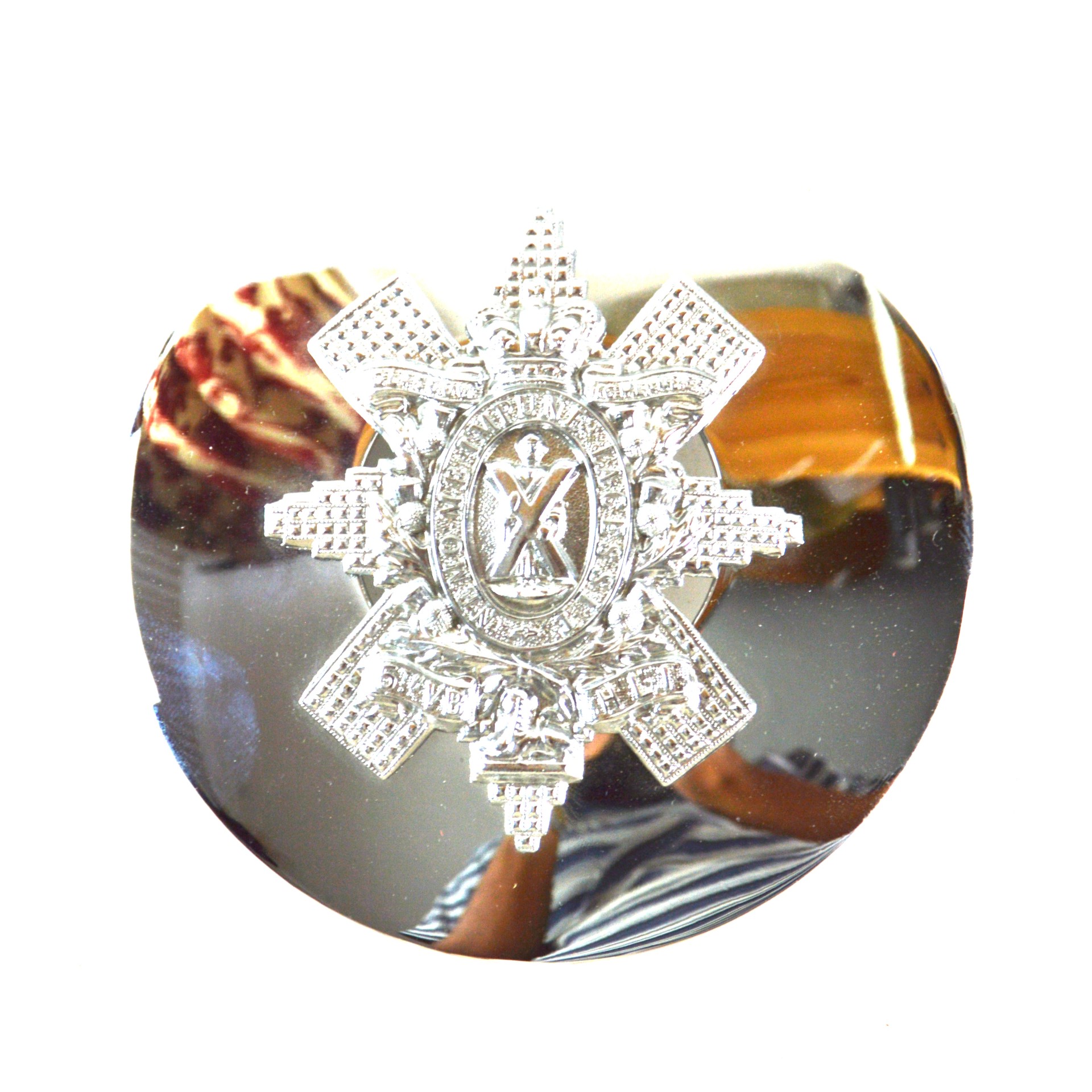 5th Volunteer Battalion (Glasgow Highlanders), Highland Light Infantry (HLI) Chrome Plaid Broach - Queen Victoria's Crown