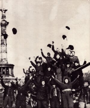 Victory in Europe (World War II S.) by Gerald Simons
