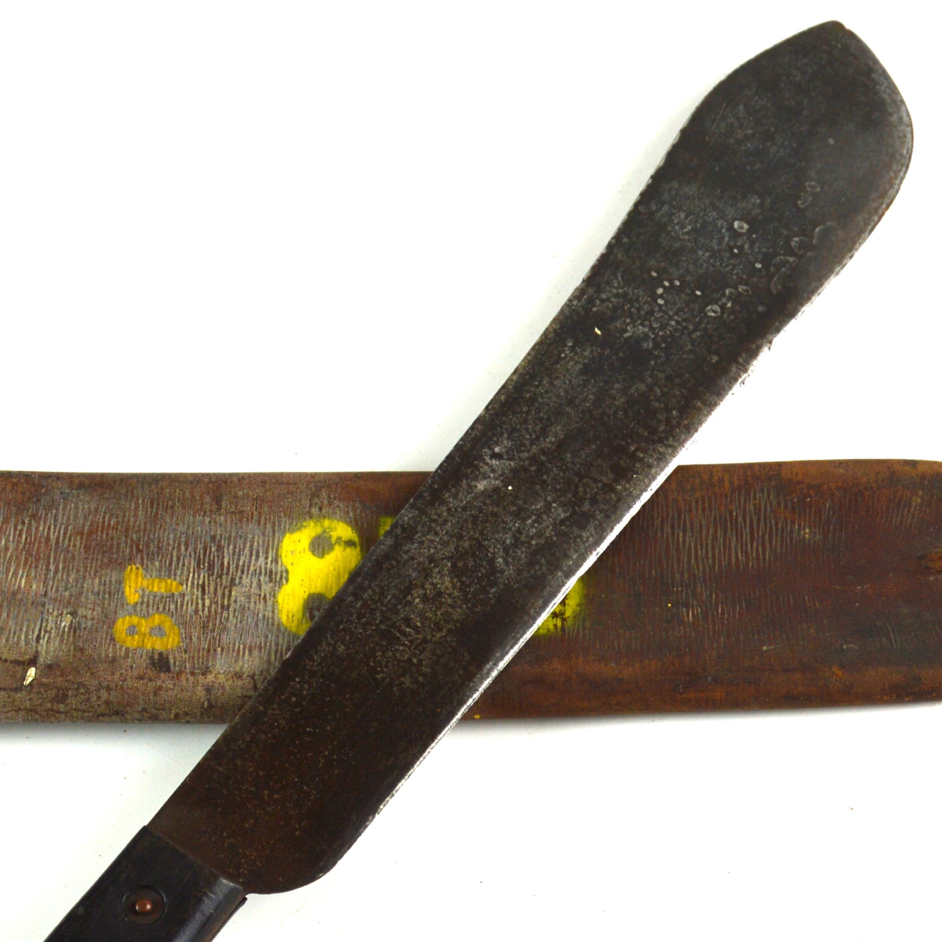 British WWII Jungle Machete in Scabbard - Manufactured by JJB, Dated 1945 - Image 9