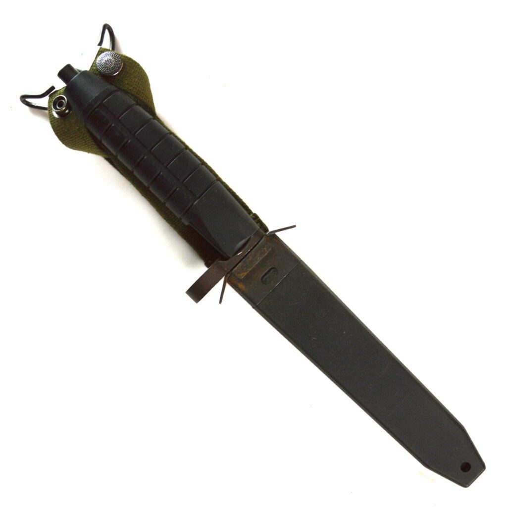 Swedish M1965 AK4 Black Bayonet – German-Made | Militaria.co.uk