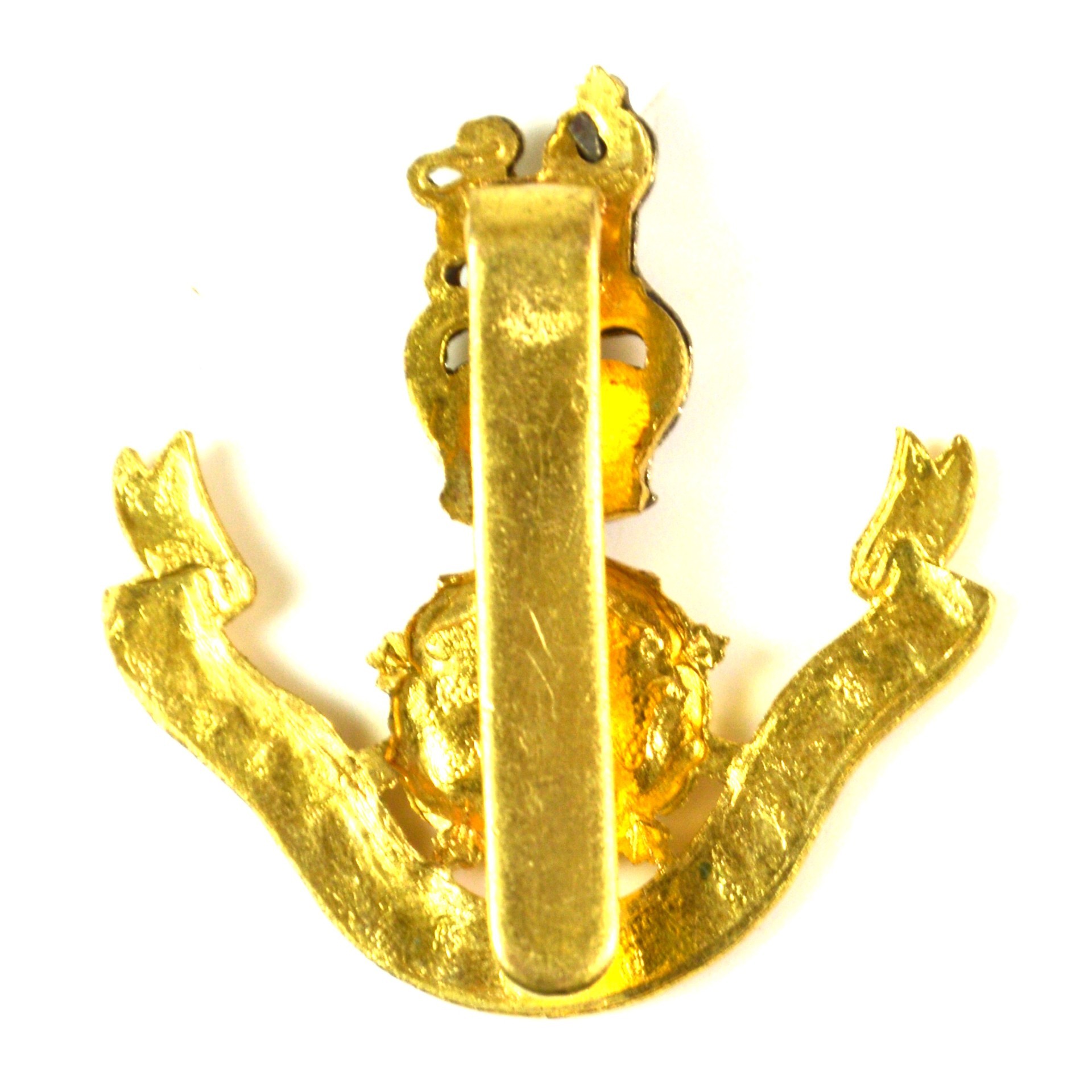 Loyal Regiment (North Lancashire) Officer Gilt and Enamel Cap Badge (1953-1970 Pattern) - Image 2