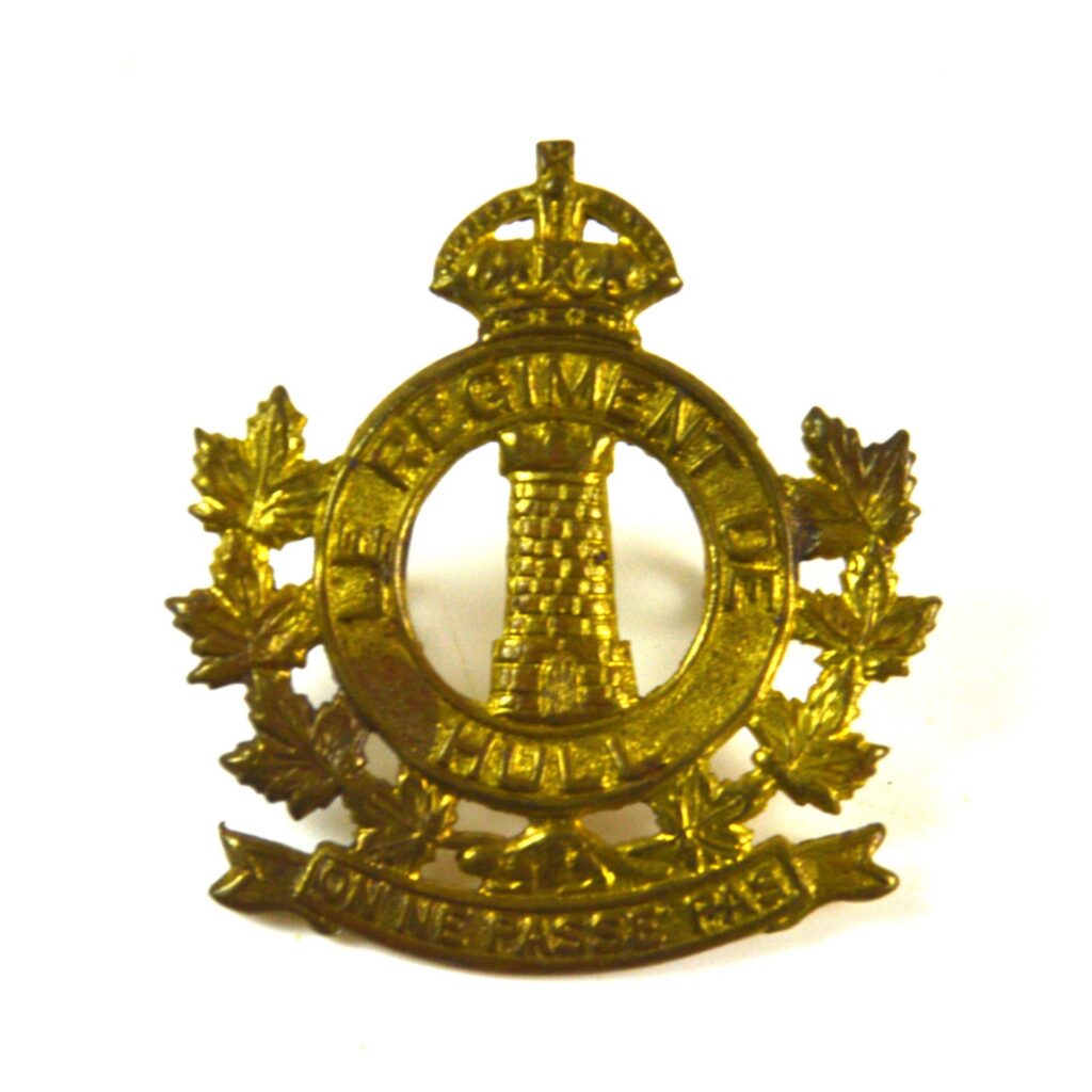 Canadian Le Regiment de Hull Cap Badge (1923-1953 Pattern)